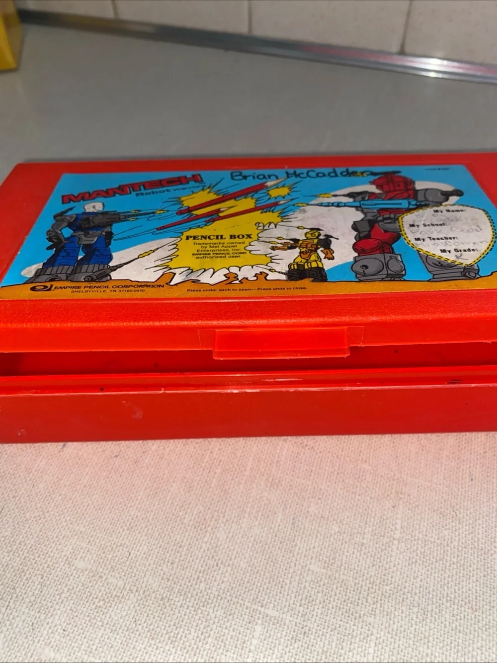 Mantech Robot Warrior Vintage Plastic Crayon Pencil Box USA Made